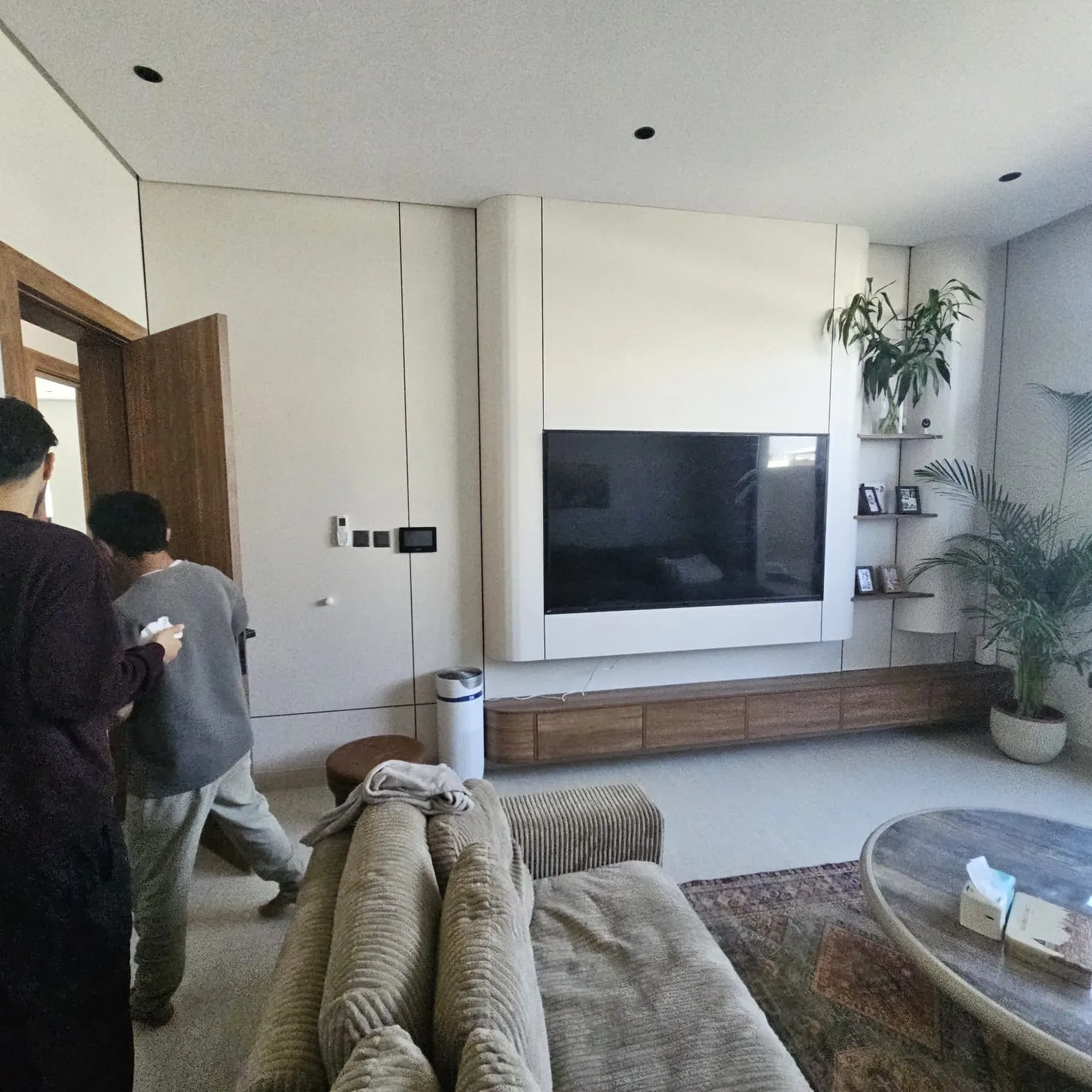 أفضل معلم ديكورات دواليب وجدران في اليمن: تصاميم مودرن 2026