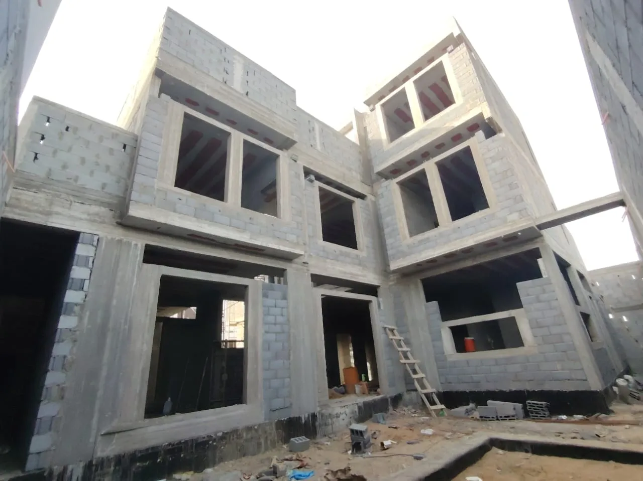 أفضل شركة مقاولات عامة في اليمن لعام2026 | دليل شامل وموثوقة 