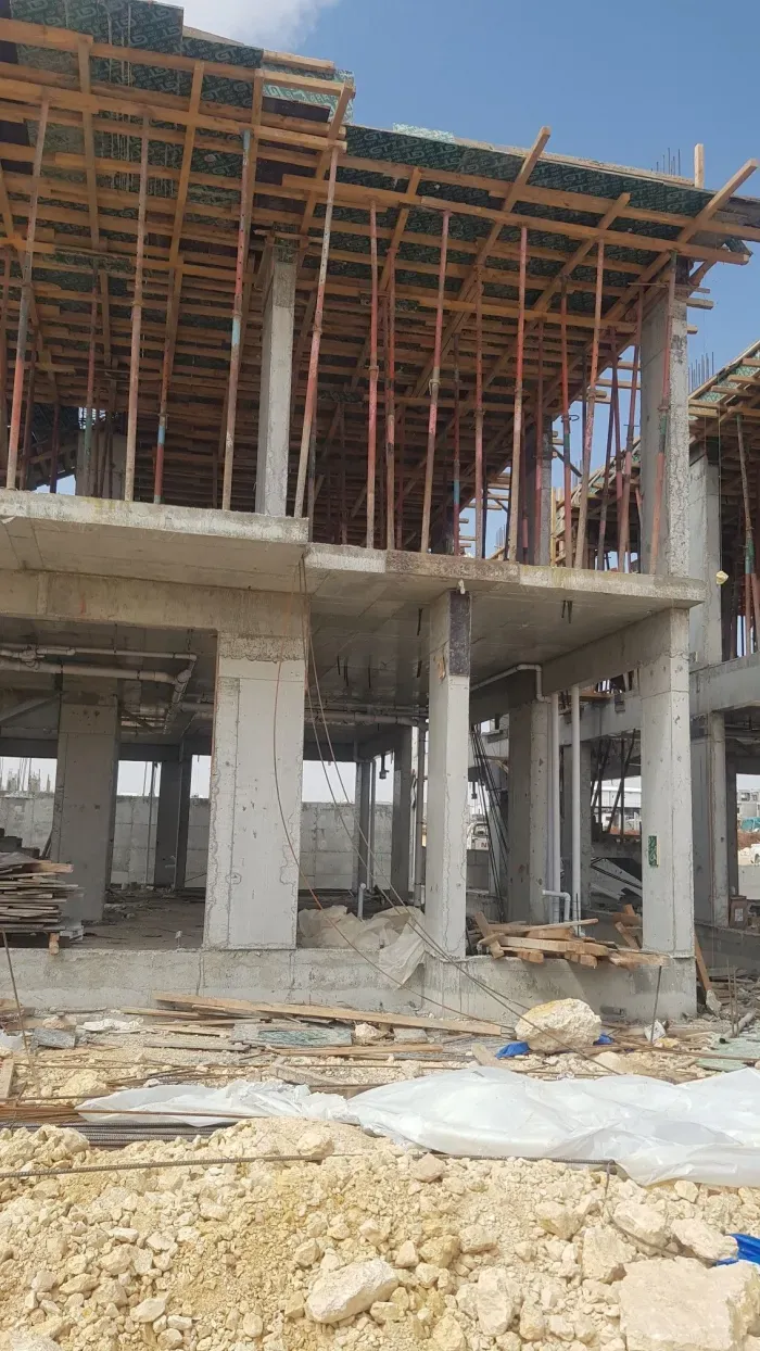 ترميم منازل في اليمن: دليل شامل للتكلفة والخطوات وأفضل المواد لعام 2026