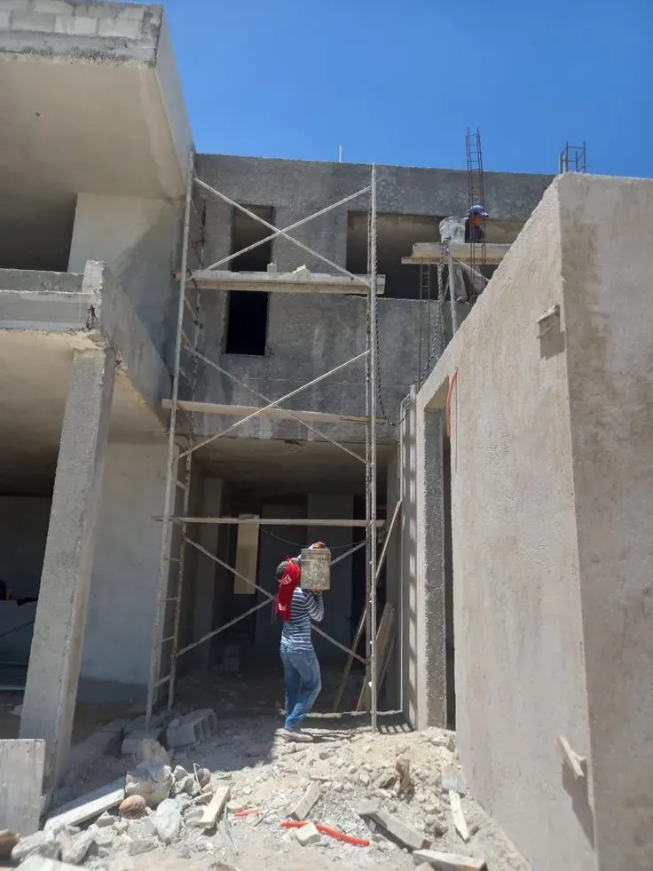 شركة بناء جدران اسمنت بورد وسقف سندويش بنل باليمن 777881688